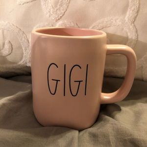 Brand new Rae Dunn Gigi mug in pink